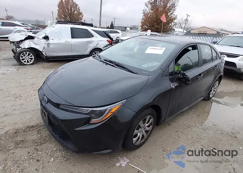 2022 Toyota Corolla Le z USA, uszkodzony, nr VIN 5YFEPMAE6NP329298